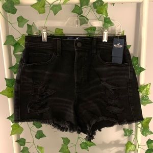 Women’s Hollister Mom shorts